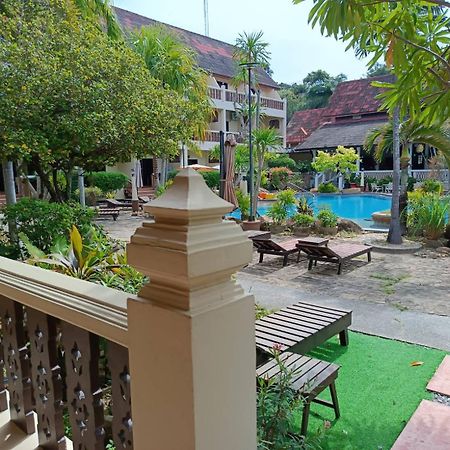Ban Nam Mao Resort Na Chom Thian Exteriör bild