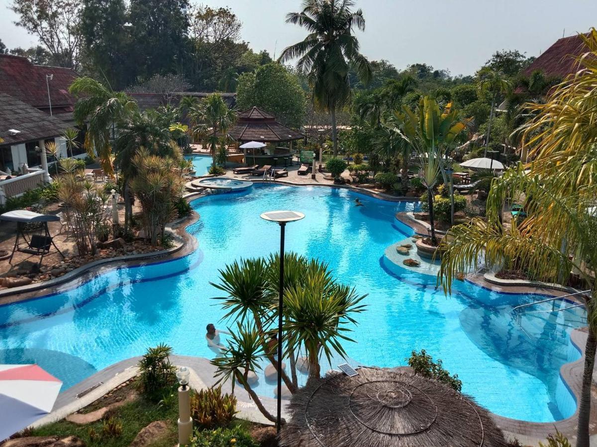 Ban Nam Mao Resort Na Chom Thian Exteriör bild