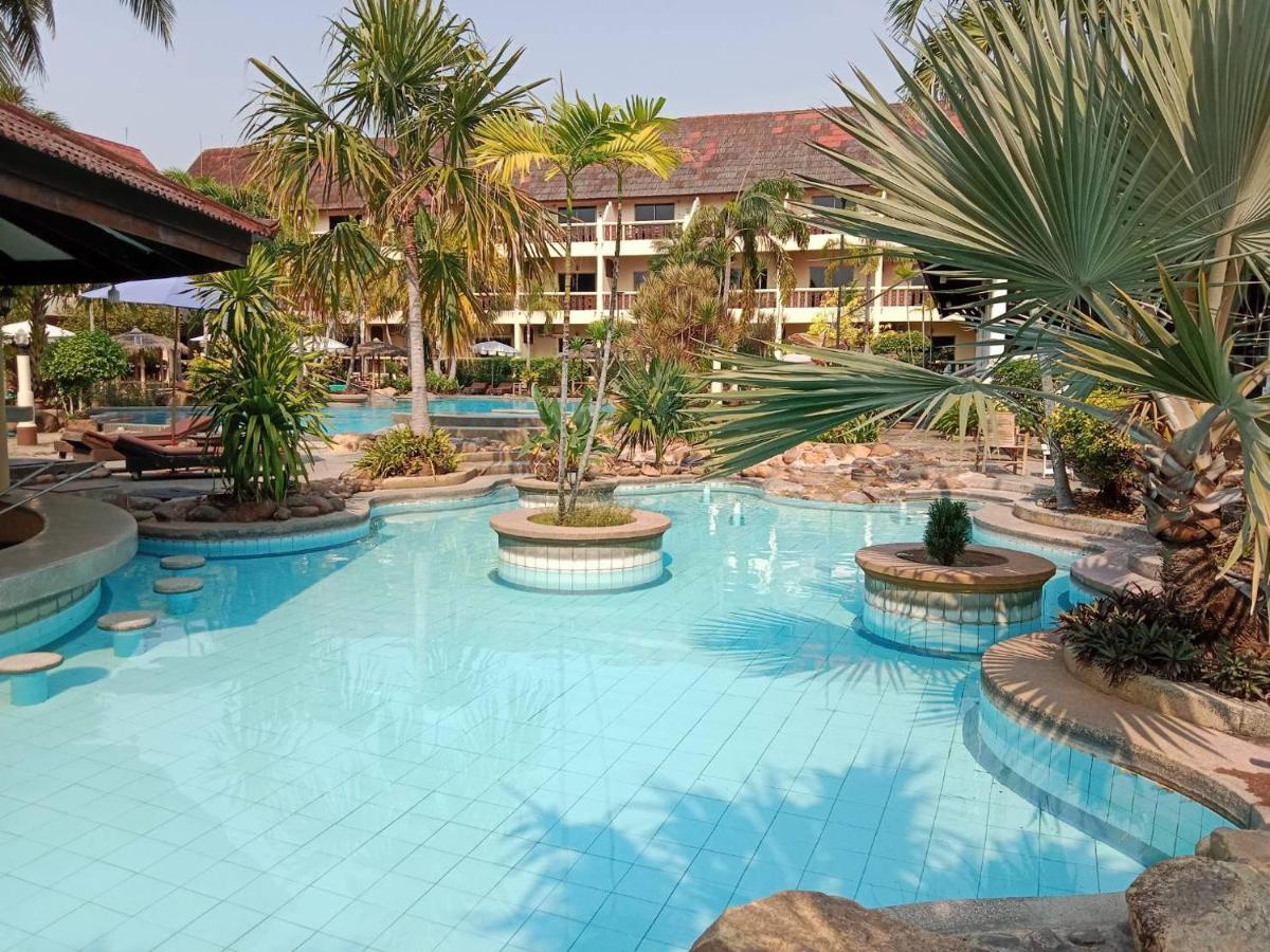 Ban Nam Mao Resort Na Chom Thian Exteriör bild
