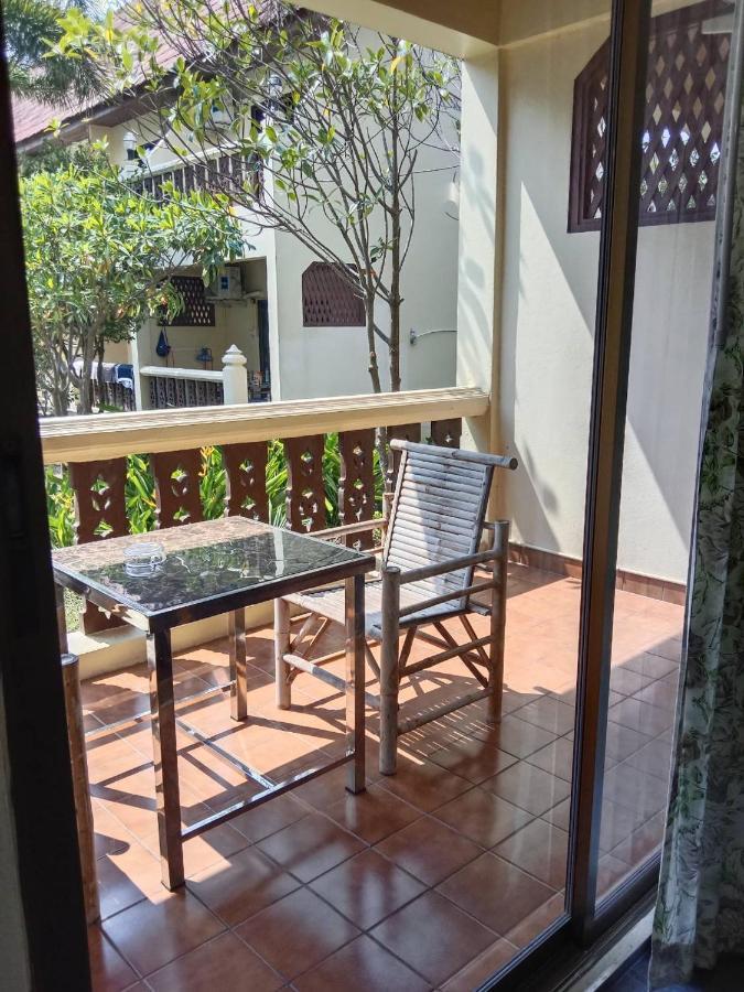 Ban Nam Mao Resort Na Chom Thian Exteriör bild