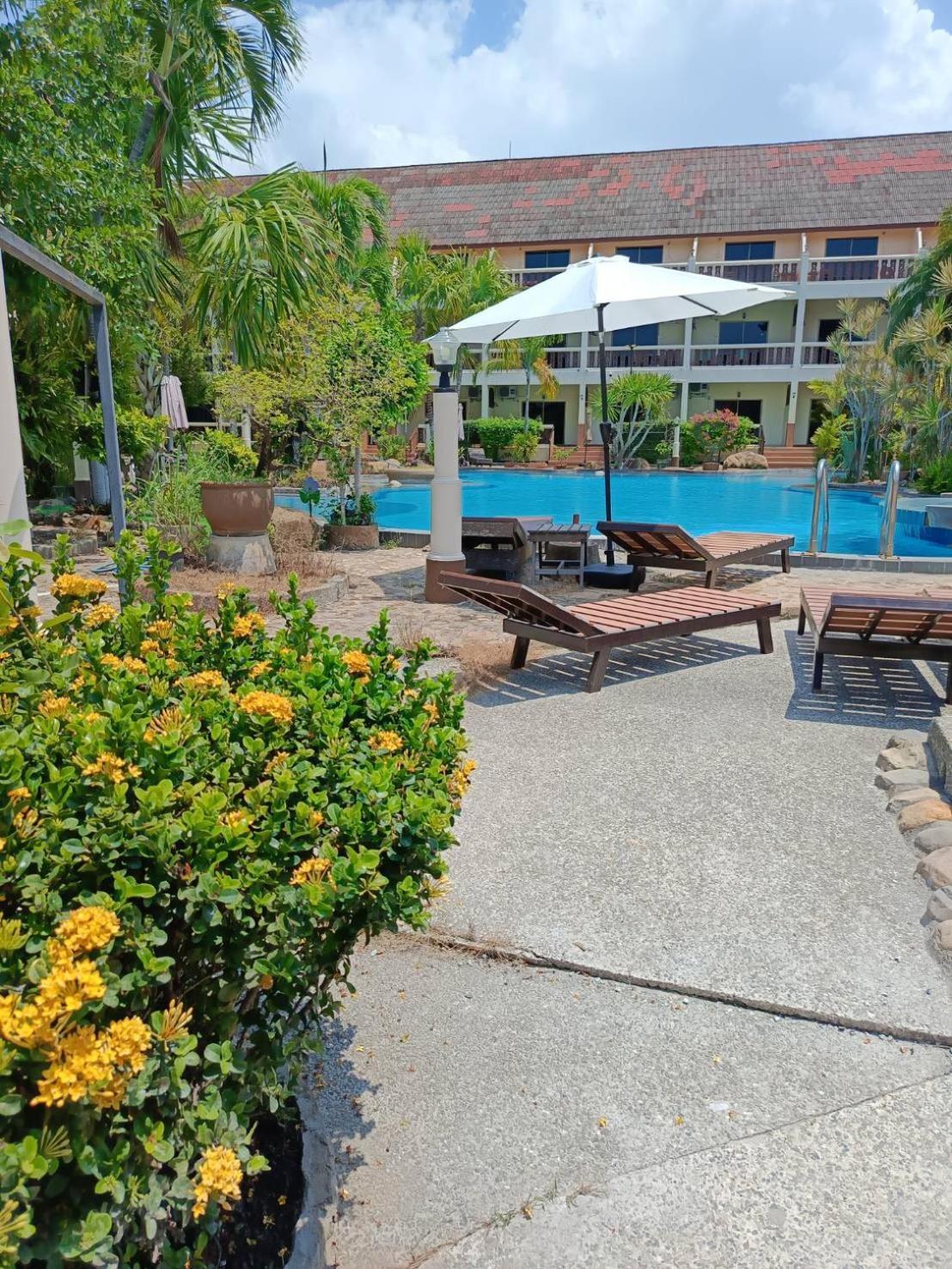 Ban Nam Mao Resort Na Chom Thian Exteriör bild